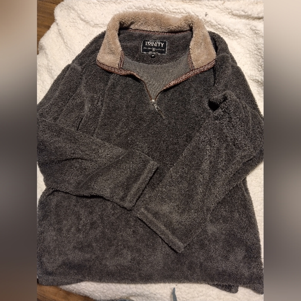 Trinity Gray Fleece Pullover
